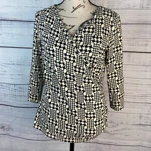 Talbots Top Womens Sp Geometric Black White 3/4 Sleeves Faux Wrap V Neck Stretch